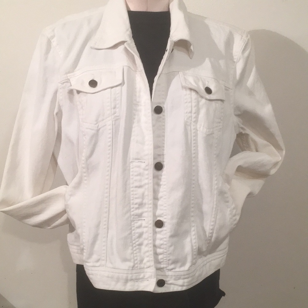 Ralph Lauren Womens White Jacket Size XL Denim Button front Side pockets So Cute